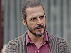 Fi - Mehmet Günsür - Deniz Sarızeybek Kimdir?