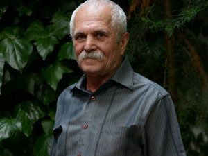 Gamsız Hayat - Yaşar Akın - Mümtaz Kimdir?