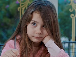 Gel Dese Aşk - Defne Piriçci - Ece Düdenli Kimdir?