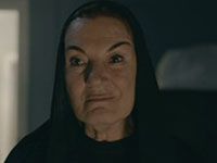 Gölgedekiler - Nevin Efe Kimdir?