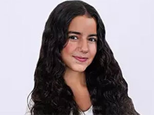 Güller ve Günahlar - Mina Akdin - İlkim Tecer Kimdir?