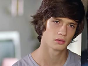 Gülperi - Aras Kurtuldu - Aslan Yılmaz Kimdir?