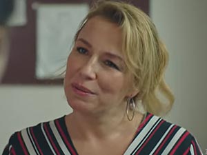 Gülperi - Fulya Aksular - İclal Kimdir?