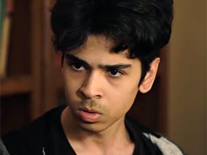 Gülperi - Uluç Avcı - Sado Kimdir?