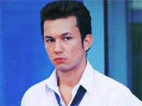 Güneşi Beklerken - Efecan Şenolsun - Can Kimdir?