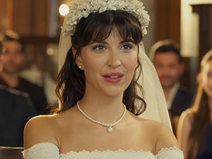 Güneşin Doğduğu Yer - Beyza Gümülcine - Leyla Breger Kimdir?