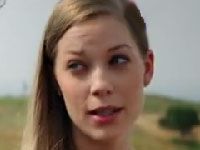 Güzel Köylü - Michaela Foldiova - Chris Kimdir?