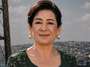 Hamal - Zeynep Kankonde - Varmısın Adile Kimdir?
