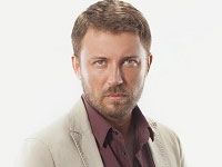 Hayat Ağacı - Tolga Güleç - Kenan Yener Kimdir?