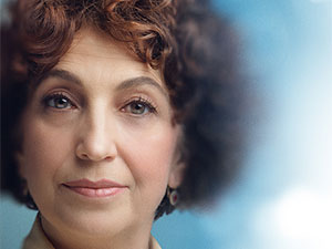 Hayat Bugün - Ayşe Lebriz Berkem - Ebru Soykan Kimdir?