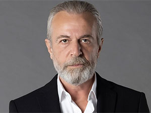 Hayatımın Şansı - Musa Uzunlar - Turgay Moral Kimdir?