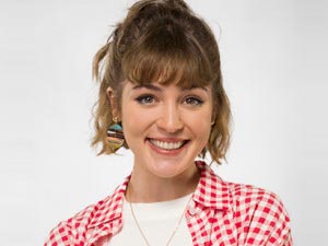 Her Yerde Sen - Deniz Işın - Merve Mutlu Kimdir?