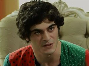 Kaçak - Burak Deniz - Burak Topçuoğlu Kimdir?