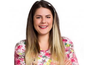 Kadın - Ayça Erturan - Yeliz Ünsal Kimdir?