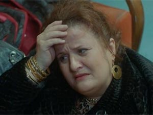 Kadın - Canan Karanlık - Ümran Kimdir?