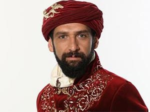 Kalbimin Sultanı - Tansel Öngel - Namık Paşa Kimdir?