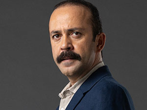 Kalpazan - Sarp Akkaya - Tarık Kimdir?