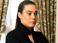 Kara Ekmek - Müge Uyar Kimdir?