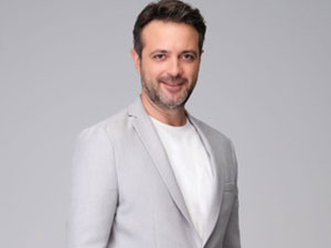 Karadut - Onur Gürçay - Ayhan Yüksel Kimdir?