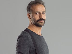 Kayıtdışı - Kadim Yaşar - Çavuş Kimdir?