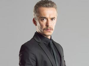 Kayıtdışı - Tugay Mercan - Benjamin / Adnan Kimdir?