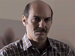 Kehribar - Umut Karadağ - Veli Yarımcalı Kimdir?