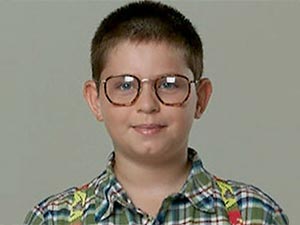 Keşke Hiç Büyümeseydik - Ege Burak Baydar - Sadık Handırı (Küçüklüğü) Kimdir?