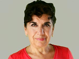 Keşke Hiç Büyümeseydik - Sebahat Adalar - Gülsüm Kimdir?