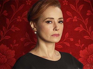 Kıskanmak - Özgü Namal - Seniha Paşazade Kimdir?