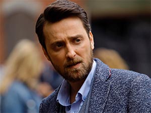 Kızlarım İçin - Hakan Yufkacıgil - Tayfun Uysal Kimdir?