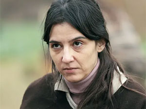 Kral Kaybederse - Ezgi Ulusoy - Güllü Kimdir?