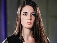 Kurtlar Vadisi Pusu - Esra Şengünalp - Aynura Kimdir?