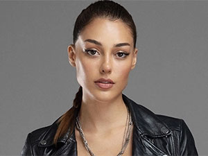 Kusursuz Kiracı - Dilan Çiçek Deniz - Manolya Ünkap (Mona) Kimdir?