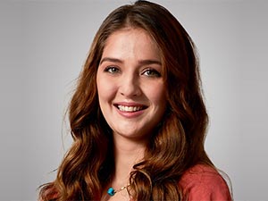 Kuzey Yıldızı İlk Aşk - Ecem Çalhan - Kamer Mollaoğlu Kimdir?