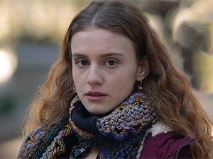 Kuzgun - Ahsen Eroğlu - Kumru Cebeci Kimdir?