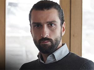 Kuzgun - Aytek Şayan - Ali Kimdir?