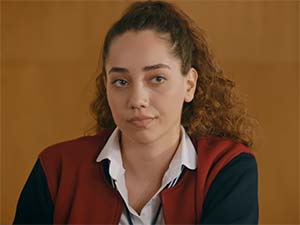 Lise Devriyesi - Özge Özacar - Meltem Kimdir?