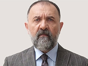 Masumiyet - Ertuğrul Postoğlu - İsmail Ilgaz Kimdir?