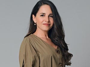 Mucize Doktor - Bihter Dinçel - Selvi Ustagil Kimdir?