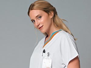 Mucize Doktor - Hayal Köseoğlu - Açelya Dingin Kimdir?