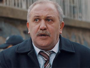 Öğretmen - İsmail Karagöz - Coşkun Kimdir?