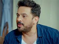 Otel Divane - Emre Altuğ - Fikri Divane Kimdir?