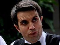 Otel Divane - Muaz Ete Kimdir?