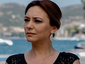 Rüzgarın Kalbi - Ebru Aykaç - Mualla Kimdir?