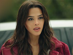 Şahin Tepesi - Aslıhan Karalar - Ezgi Birsöz Kimdir?