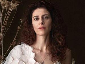 Şahin Tepesi - Ebru Özkan - Melek Özden Kimdir?