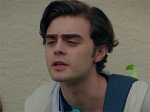 Seni Kimler Aldı - Yiğit Koçak - Mehmet Çelik Kimdir?