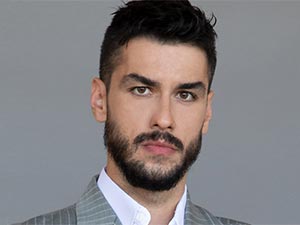 Şeref Sözü - Mehti Aras Aydın - Faruk Malik Kimdir?