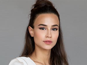 Şeref Sözü - Sude Güler - İsra Adabeyli Kimdir?