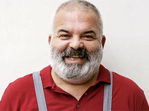 Seven Ne Yapmaz - Deniz Oral - Hüseyin Kimdir?